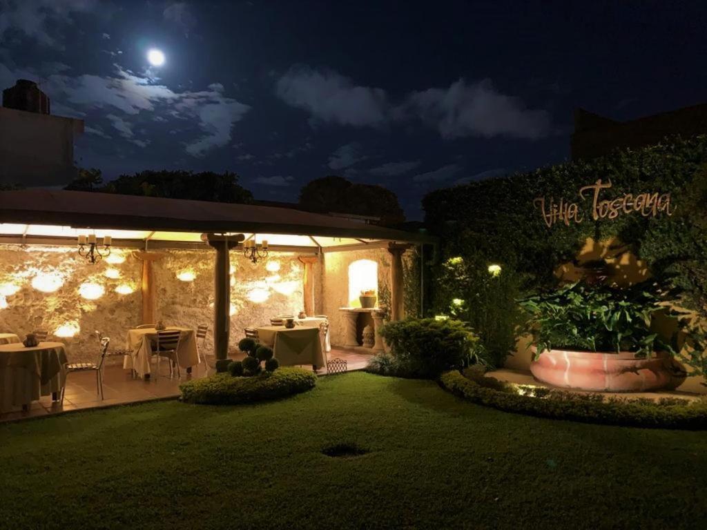 Hostal Villa Toscana Gwatemala Zewnętrze zdjęcie