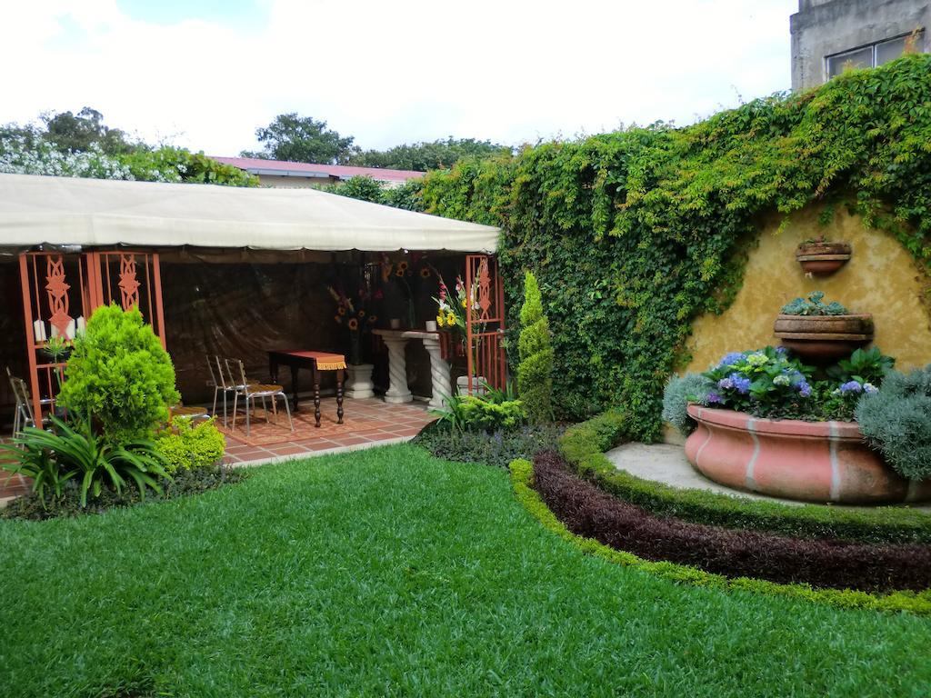 Hostal Villa Toscana Gwatemala Zewnętrze zdjęcie