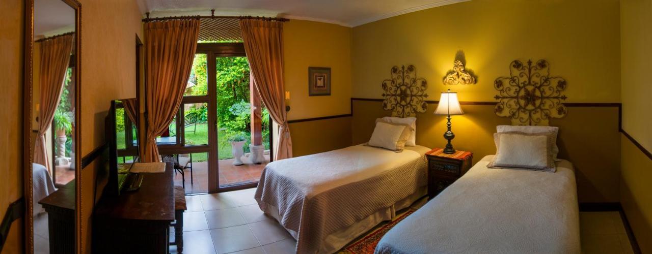 Hostal Villa Toscana Gwatemala Zewnętrze zdjęcie